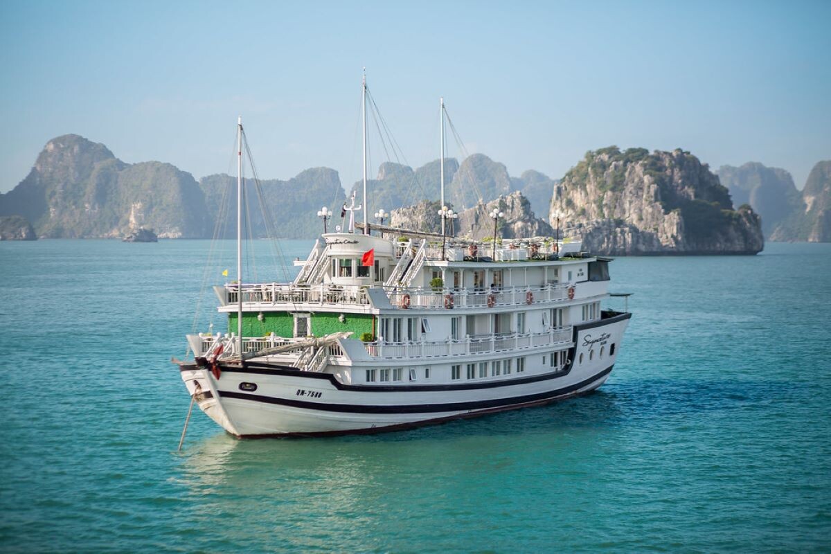 Signature Halong Cruise 3D2N