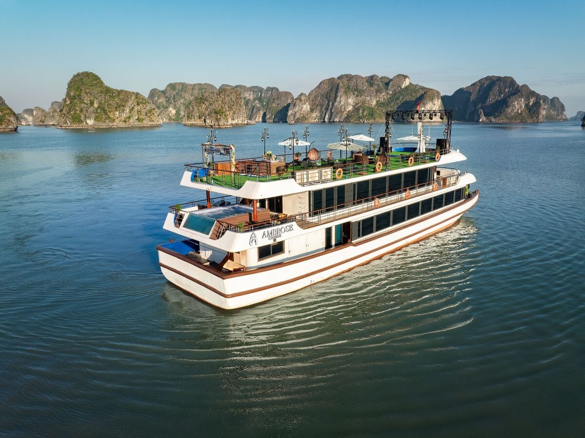 Ambrose Day Cruise | Halong Bay